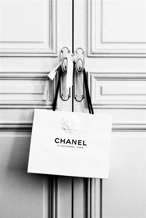 chanel wallpaper for home|Chanel aesthetic wallpaper laptop.